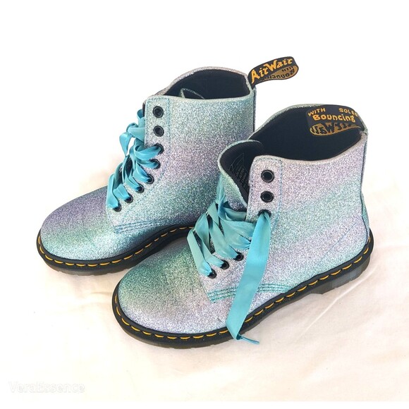 DR. MARTENS Pascal 8-Eye Boots Fine Blue Glitter Combat Ribbon Laces Sz7 New - Picture 4 of 10